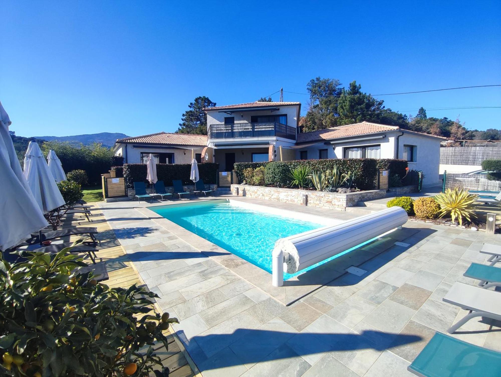 Cote Et - Standing Dans Avec Piscine Et Vue Apartment