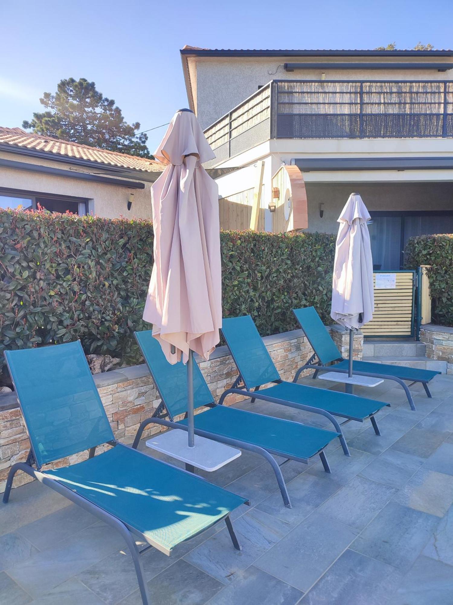 Cote Et - Standing Dans Avec Piscine Et Vue Appartement Taglio-Isolaccio