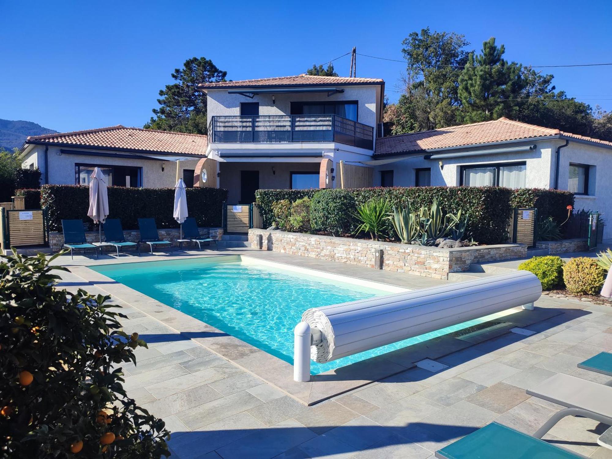 Cote Et - Standing Dans Avec Piscine Et Vue *