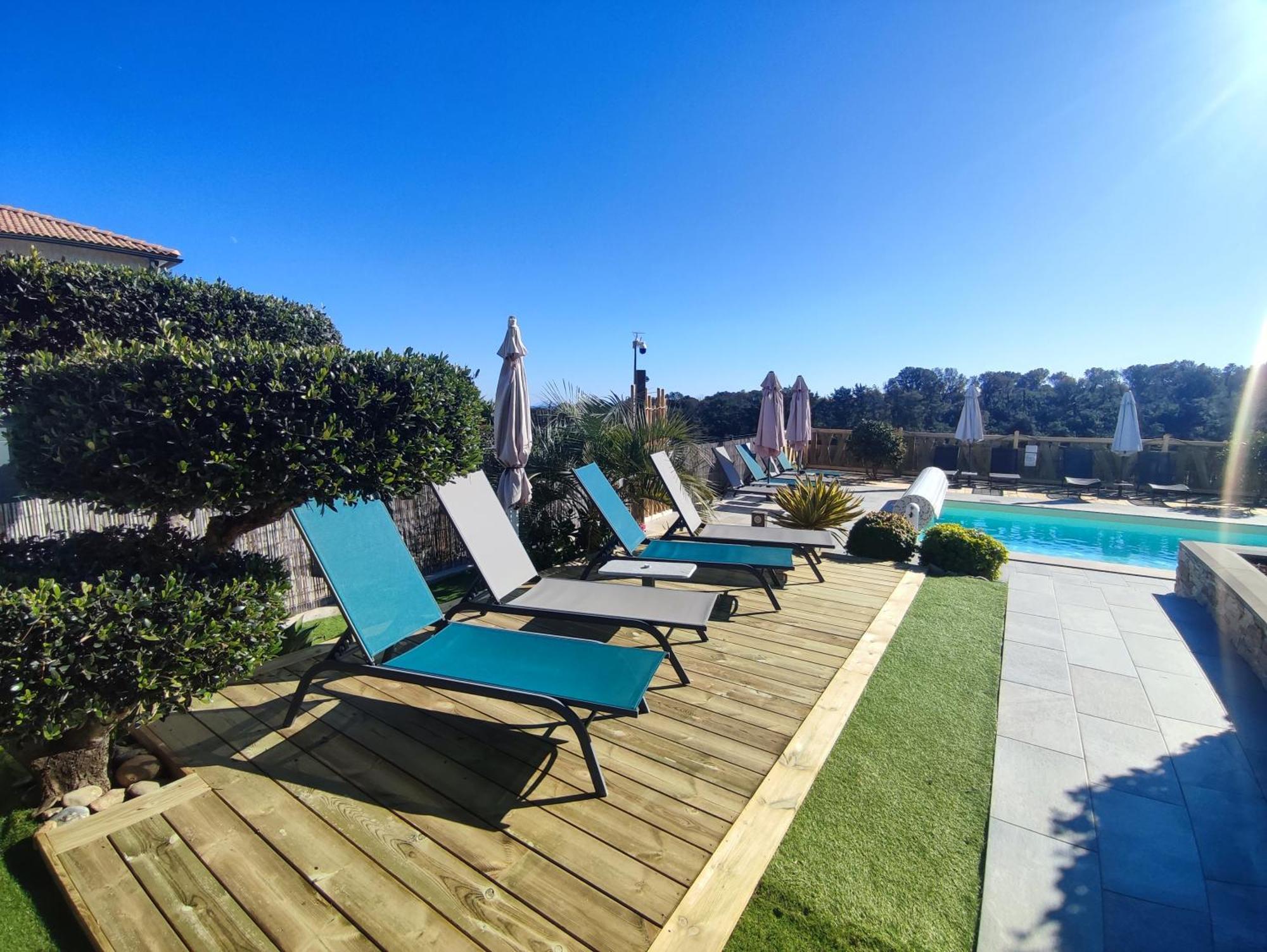 Apartment Cote Et - Standing Dans Avec Piscine Et Vue